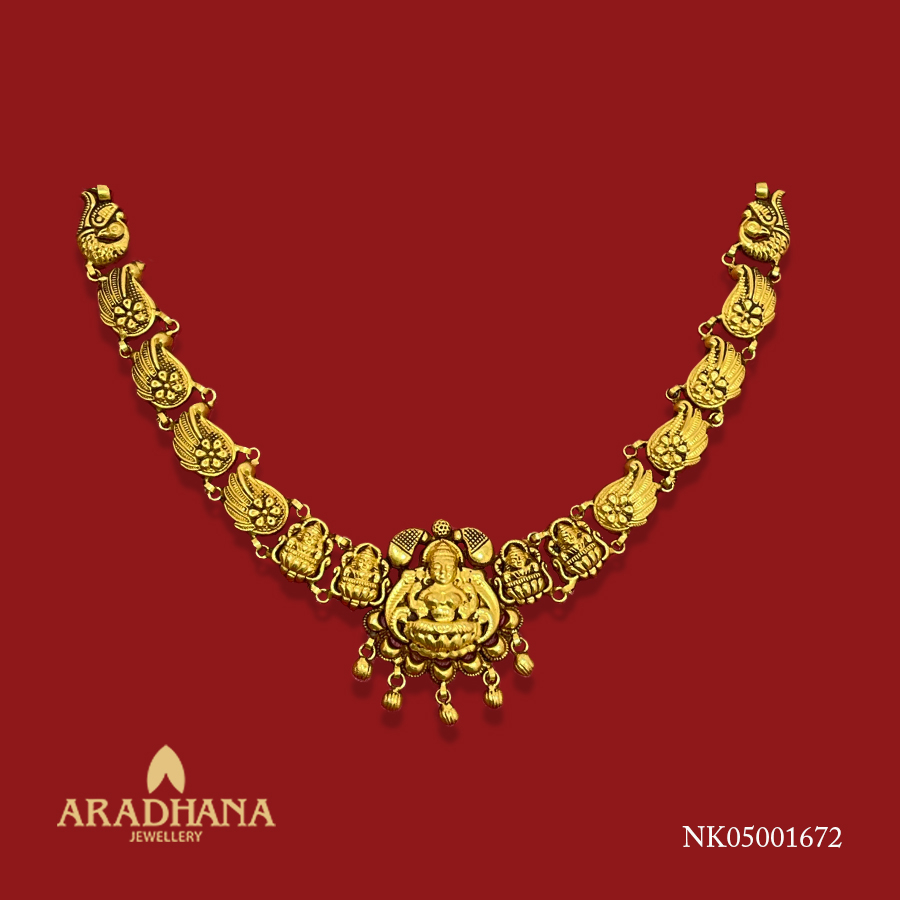 NECKLACE 1672 NECKLACE 1672